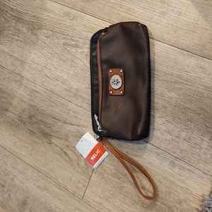 ⭐️Relic hand purse NWT